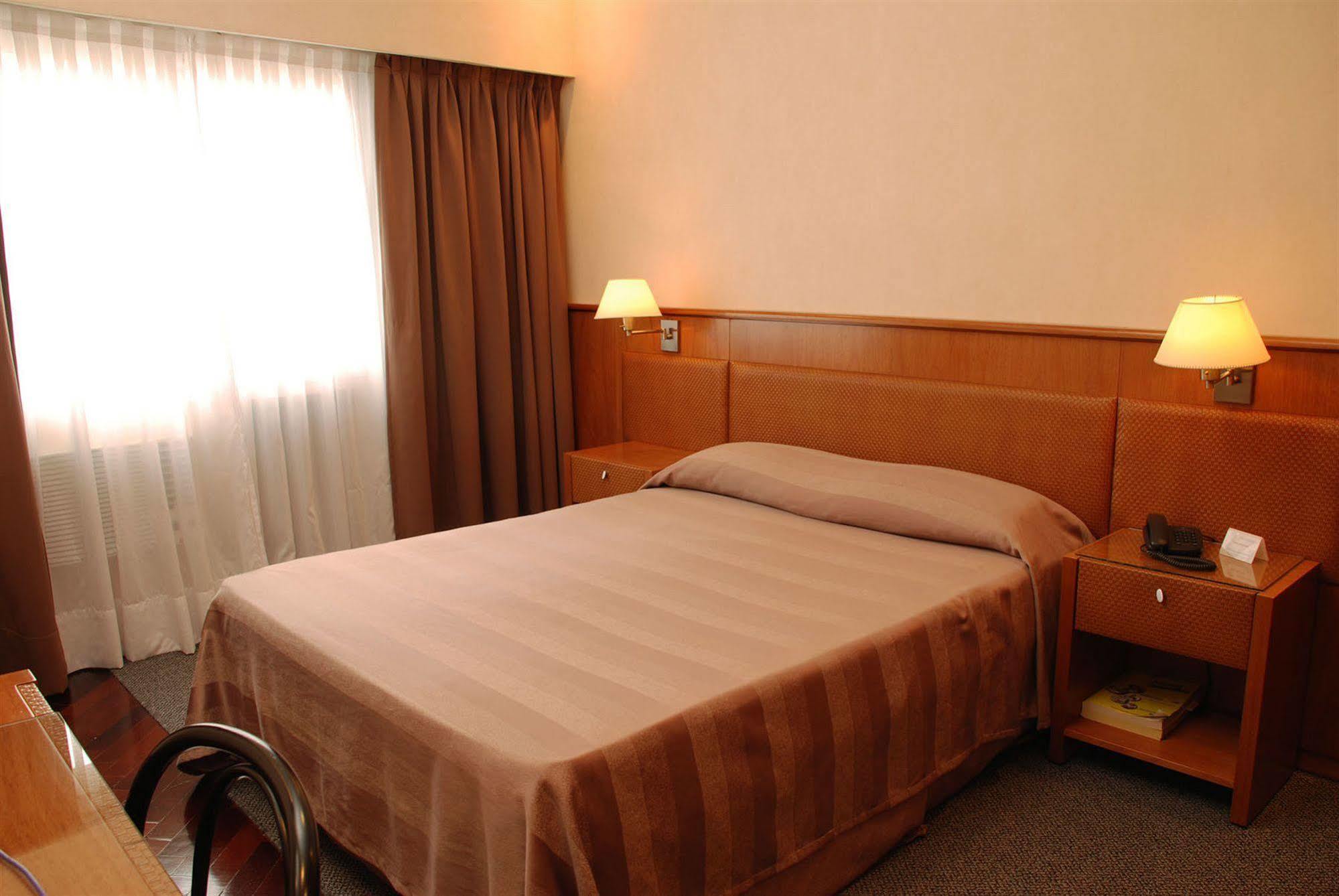 Hotel Napoleon Буенос Айрес Стая снимка